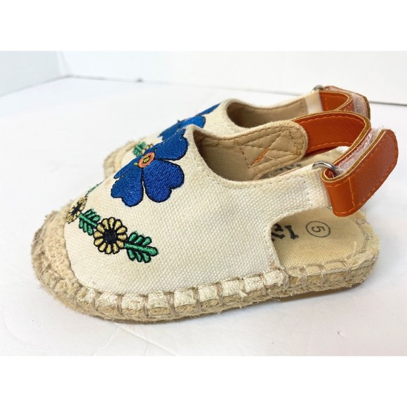 Embroidery Floral Girls Sandals (Iynx) Size 5 New - Picture 4 of 8